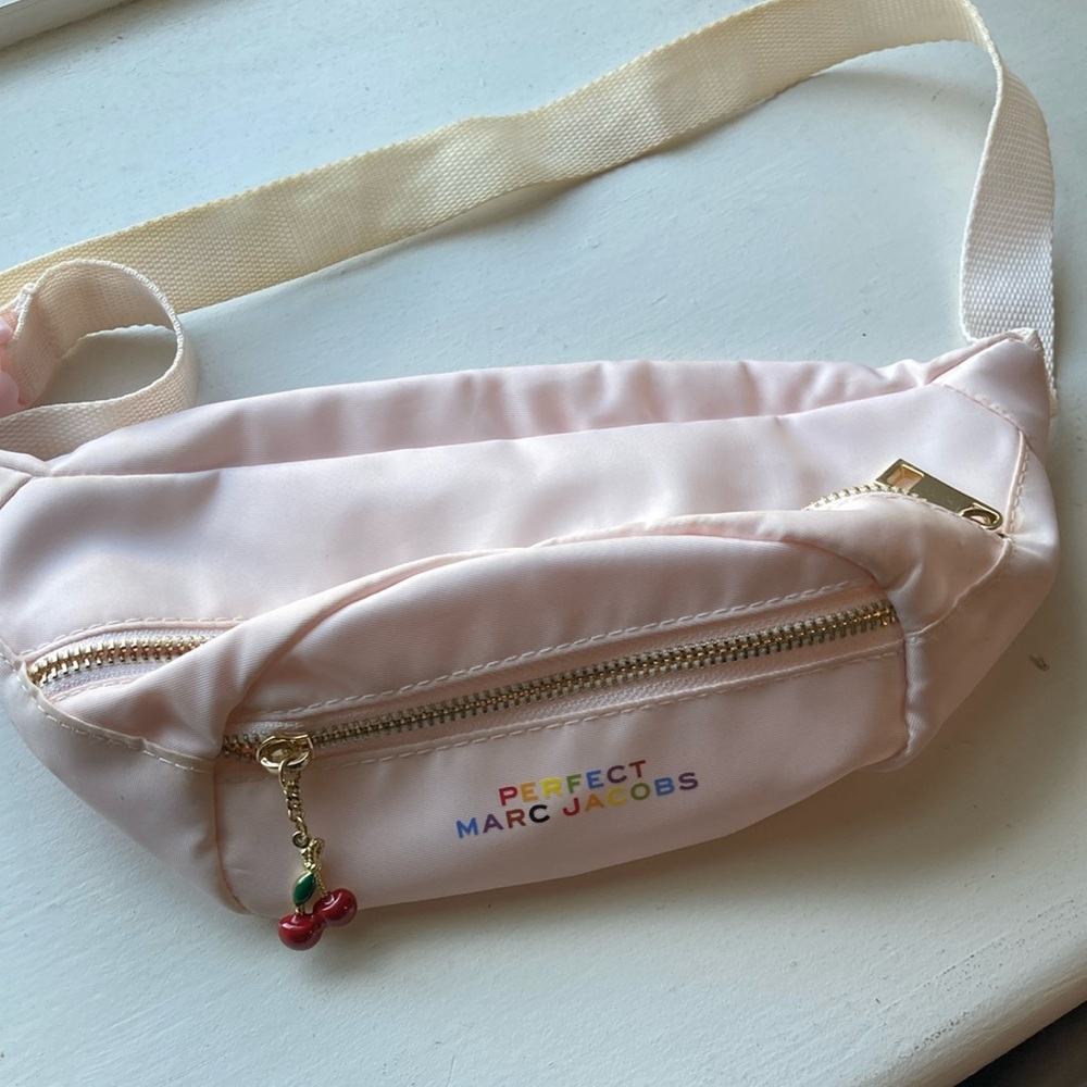Perfect Marc Jacobs Rainbow FannyPack